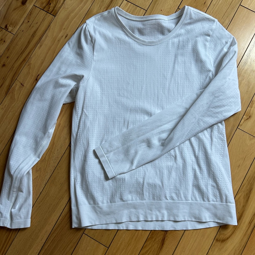 Athleta White Long Sleeve Tee
